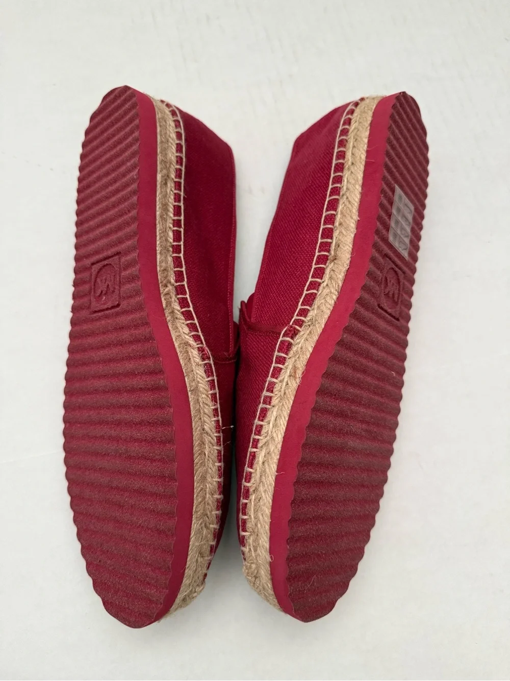 Michael Kors Berry Slip-On Espadrille Size 10